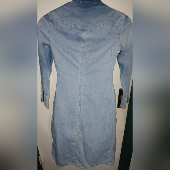 CALVIN KLEIN Distressed DENIM SHIRT DRESS; Pockets & Rainbow patch! Super cute! - Picture 14 of 15